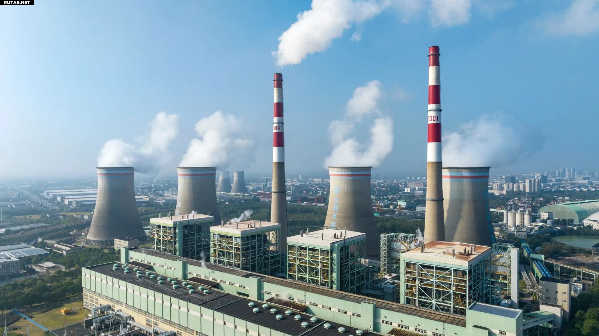 Рост потребления электроэнергии и воды ИИ в 2025 году